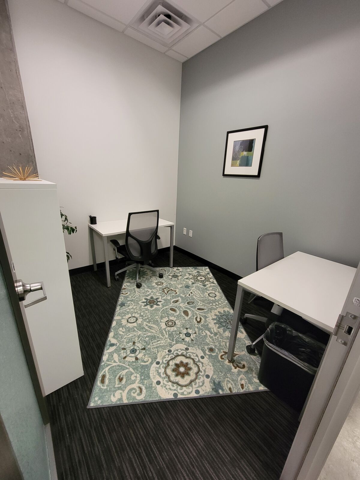 Tired of working at home? Office with us today!