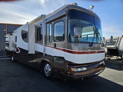 Gulfstream Yellowstone 8408 Quad Slide Diesel Pusher Class A Motorhome