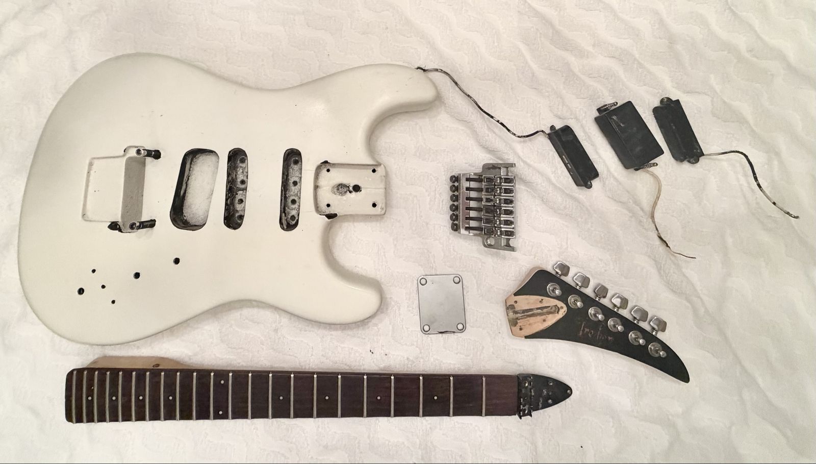 Vintage Guitar Body, Neck, Headstock, Tremolo, Pickups