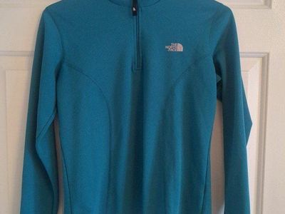 Women's med The North Face 3/4 zipper flight shirt