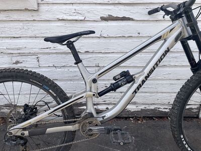 XL Transition TR11 Frameset