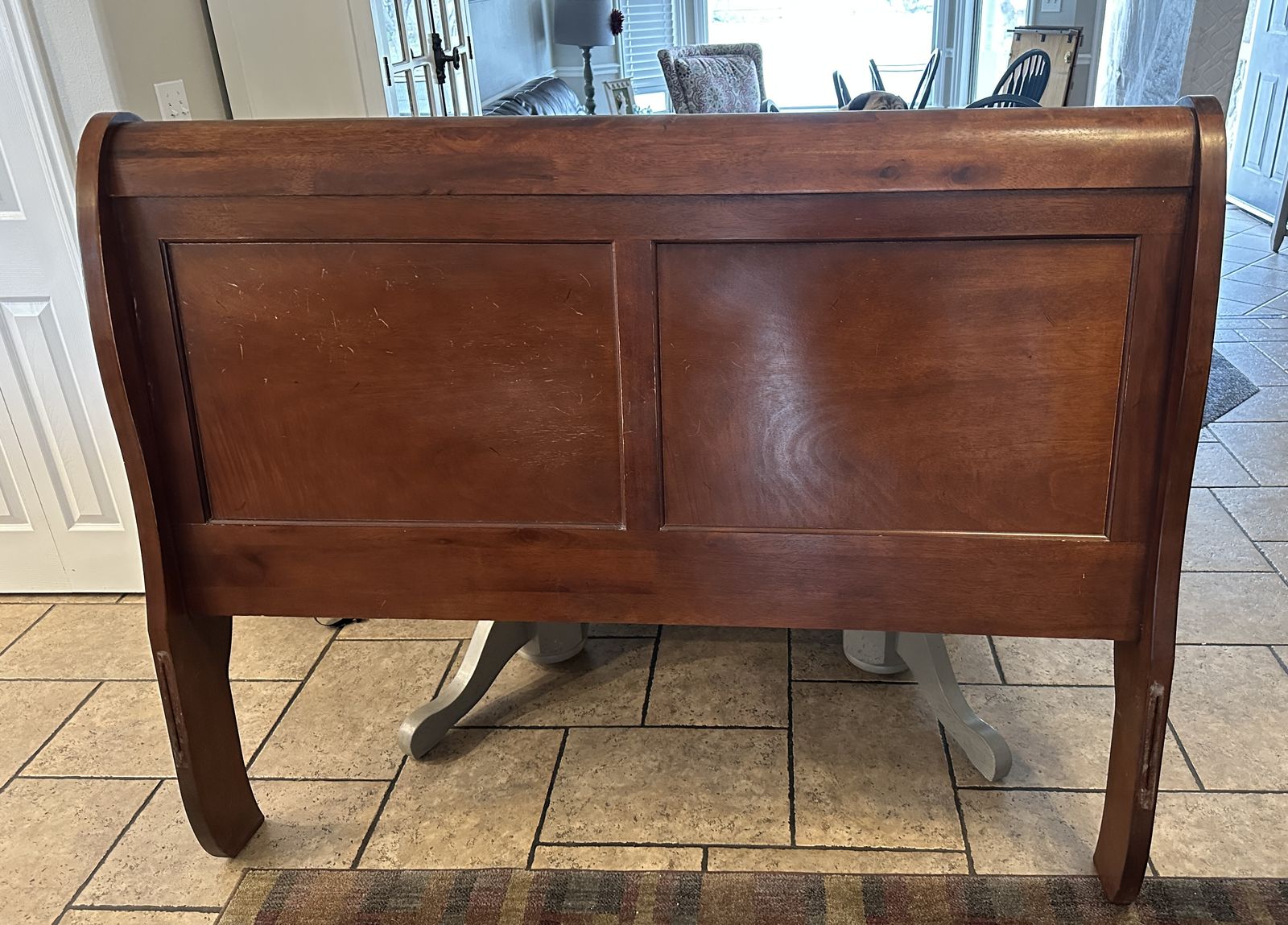 Queen sized sleigh bed bed frame