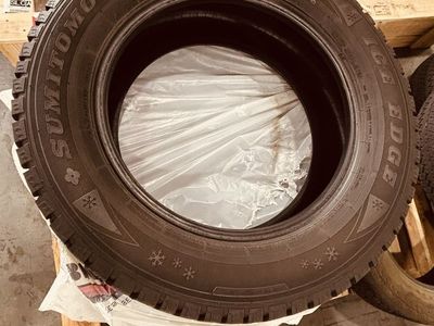Sumitomo Ice Edge Winter Tire