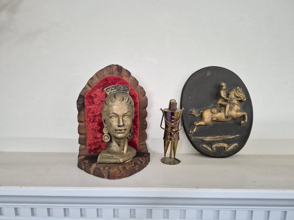 Main image 4