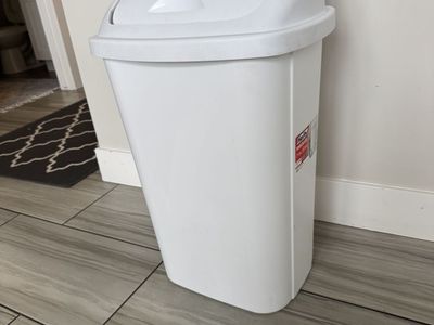 13.2 Gal. SwingTop Wastebasket White