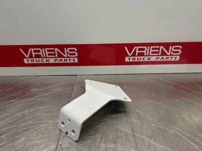 Peterbilt 567 Bracket