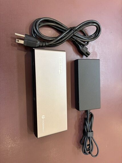 Plugable Thunderbolt 4 Docking Station
