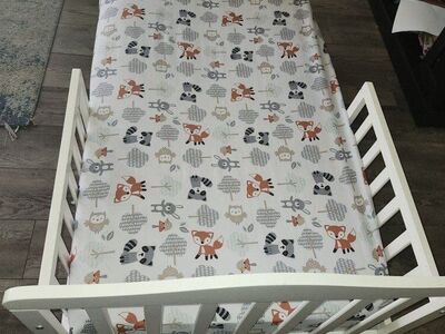 White Toddler Bed & Mattress & Sheet