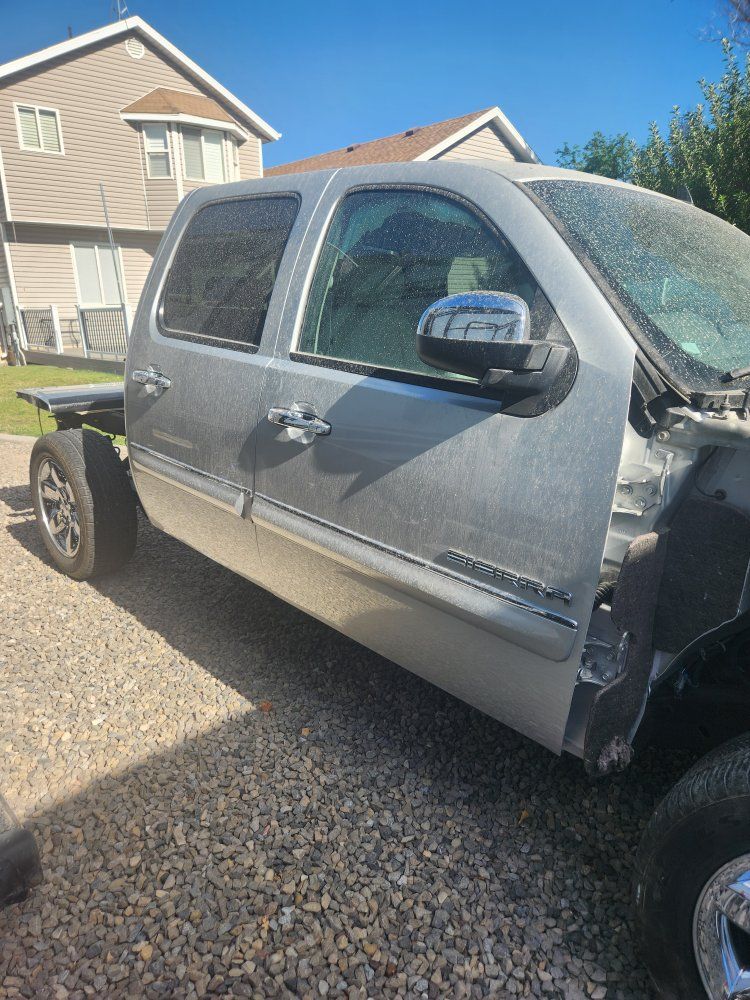 Parting Out 2013 GMC SIERRA 1500 PICKUP
