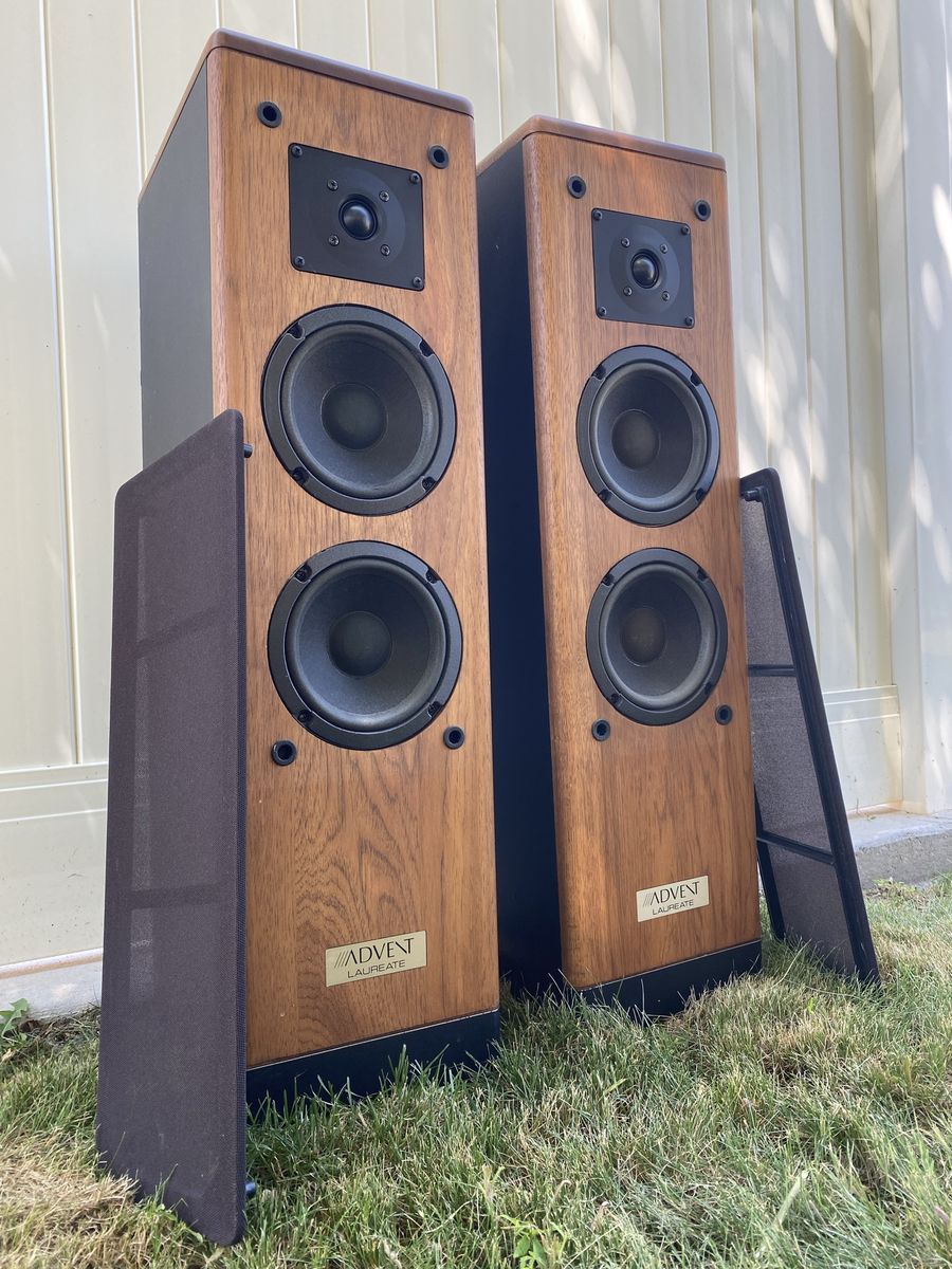 Vintage Advent Laureate Tower Speakers Pair Matching Serials Excellent Condition