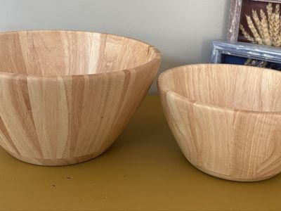 Set of 2 Natural Wooden Salad & Serving Bowls
