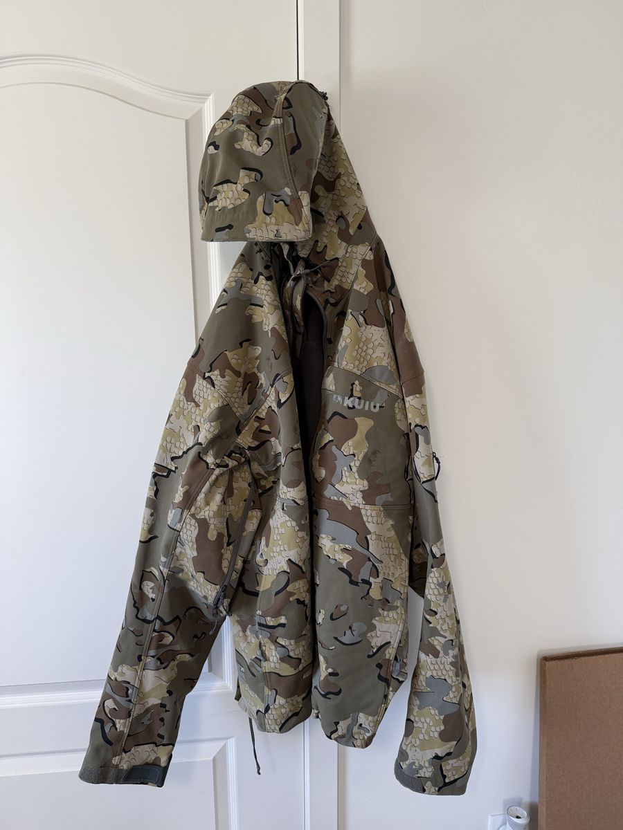 Kuiu Guide Jacket - Men's 3XL Camo Hunting/Outdoor Shell, Excellent Condition