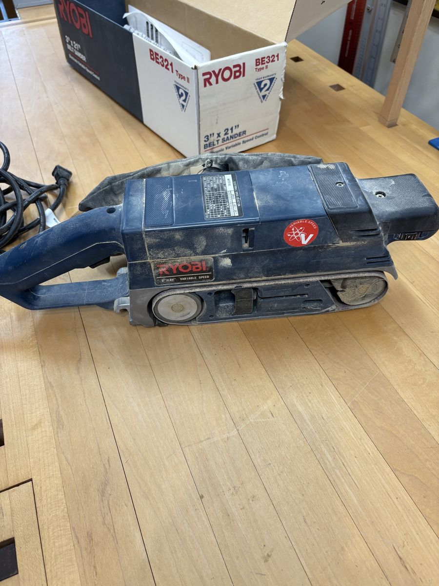 Ryobi BE321 Type II 3" x 21" Variable Speed Belt Sander with Box