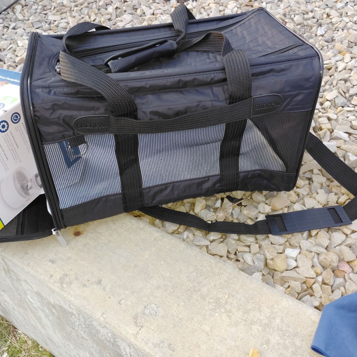 Brand New Shoulder Pet Carrier Bag