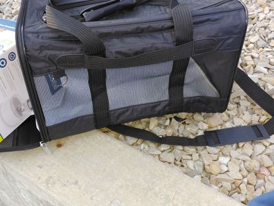 Brand New Shoulder Pet Carrier Bag