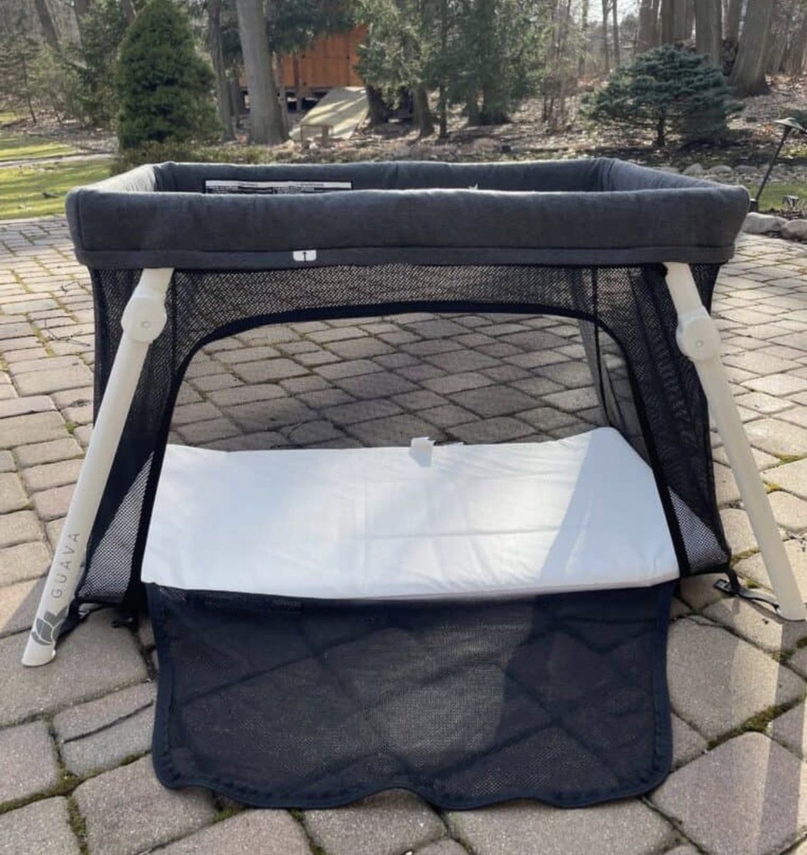 Guava Travel Crib with Shade