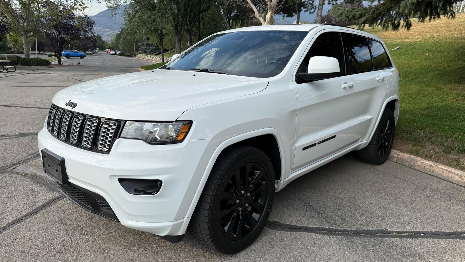 2019 Jeep Grand Cherokee Altitude