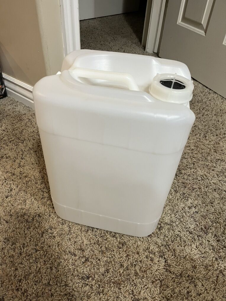 stackable 5-Gallon Jugs - Emergency Preparedness