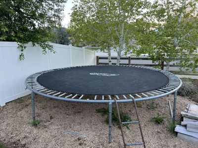 Trampoline
