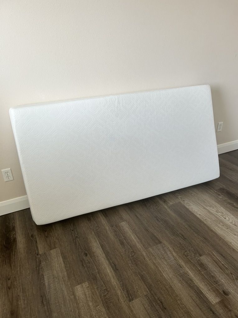 8 Memory Foam Mattress