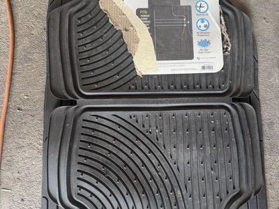 Custom Fit Piece Rubber All-Weather Floor Mats - Black Trim-to-Fit Set