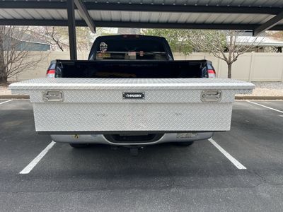 Truck tool box