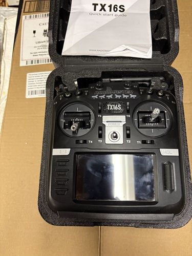 Radiomaster TX16s radio controller