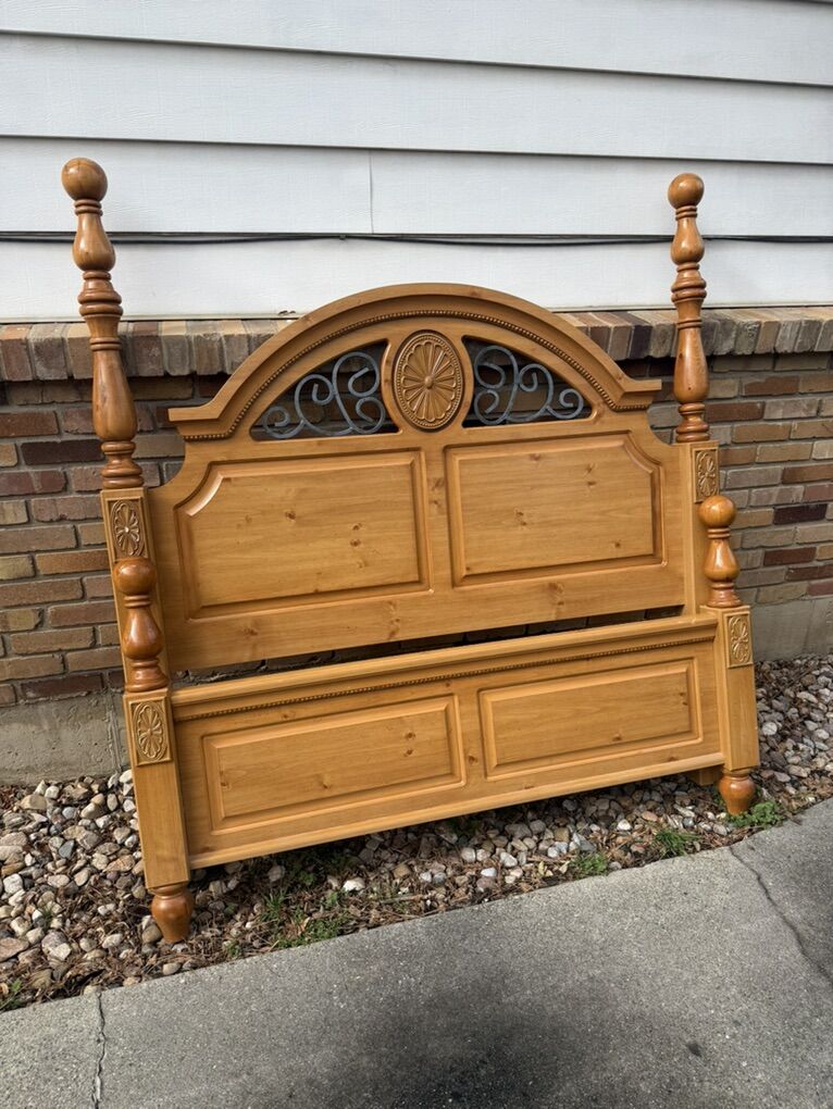 Queen Bed Frame – Light Brown Wooden– Complete Set