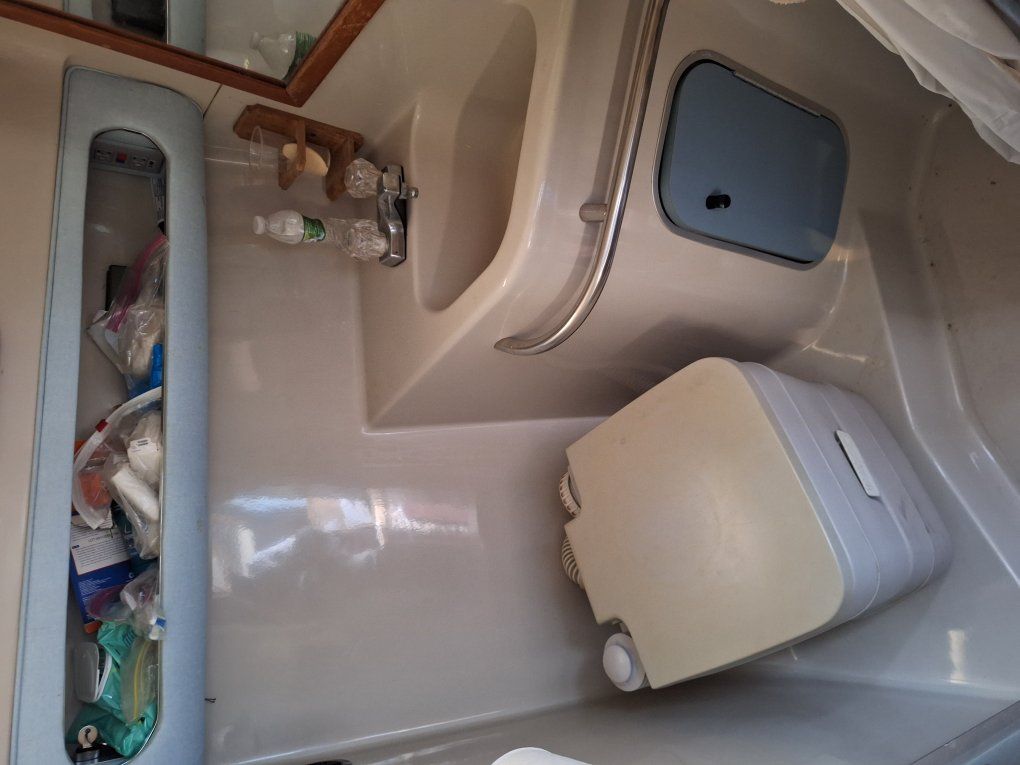 Main image 3