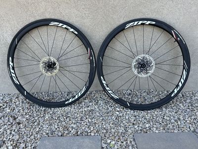 Zipp 30 Course Wheelset