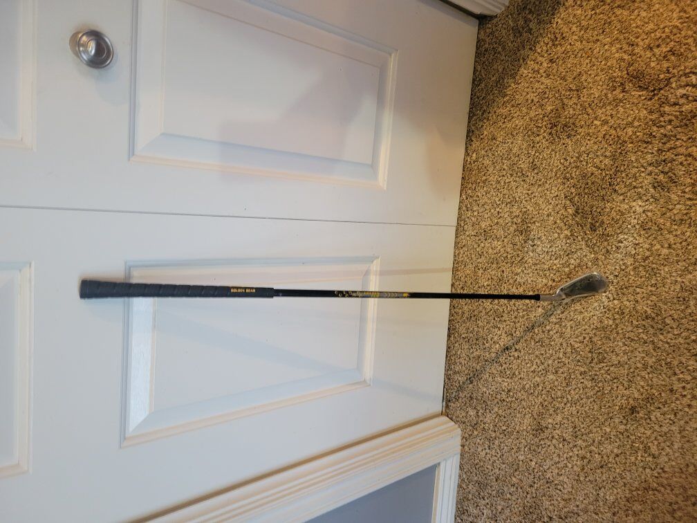 Brand new lefty youth 7-8 iron