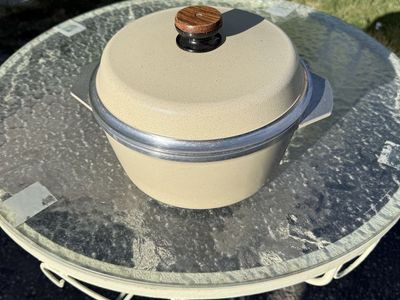 Vintage K. F. Aluminum Dutch Oven Pot with Lid - Tan Speckled Finish, Wood Knob Handle