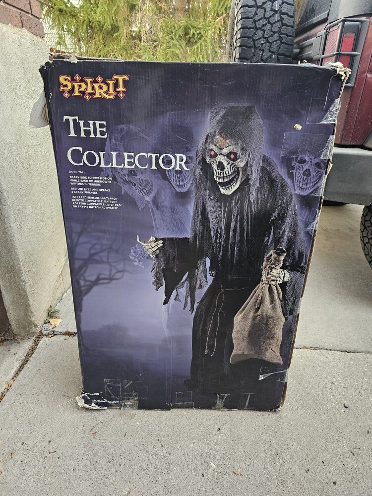 The Collector Animatronic by Spirit