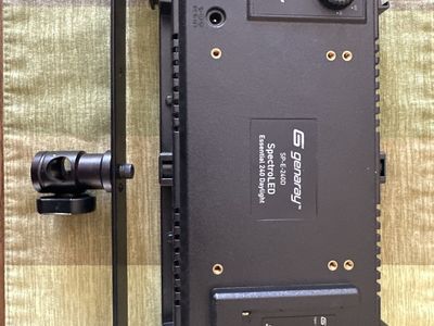 Genaray SpectroLED Essential 240 Daylight SP-E-240D LED Video Light with Dimmer