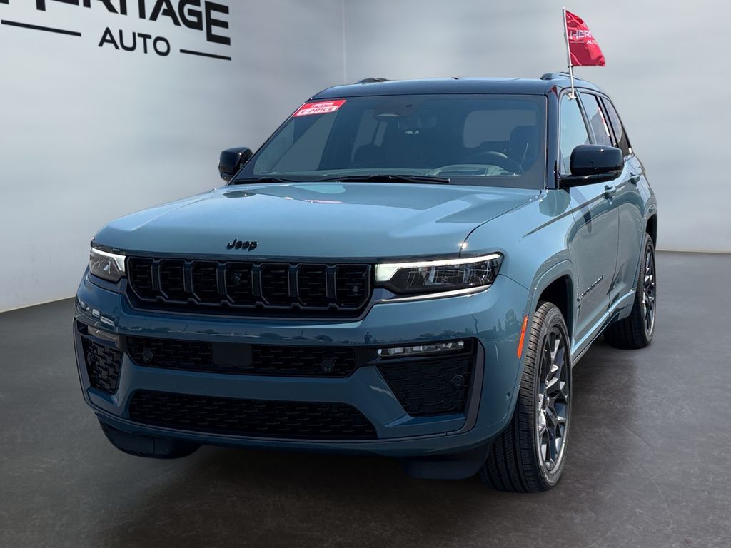 2026 Jeep Grand Cherokee Summit
