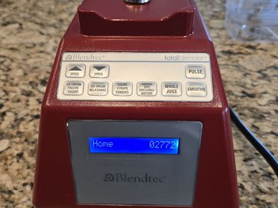 Blendtec Total Blender Classic Series. Needs a new Jar.