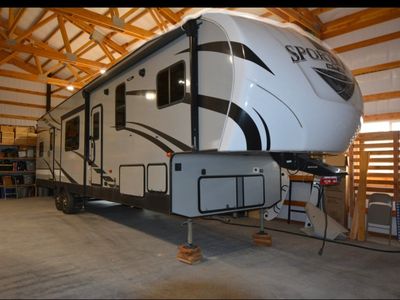 5th Wheel Tou Hauler