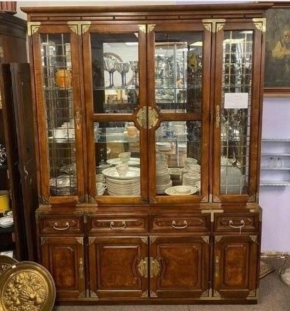 Beautiful China Hutch