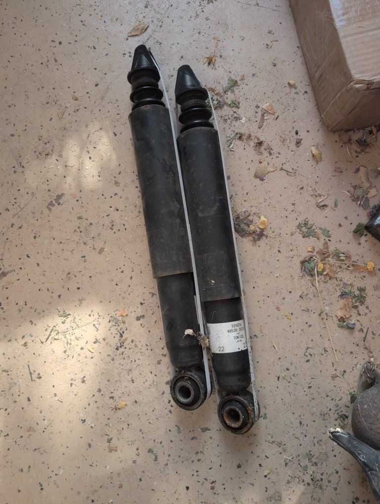 New (50miles) rear shocks for 2003-2019 Toyota 4runner
