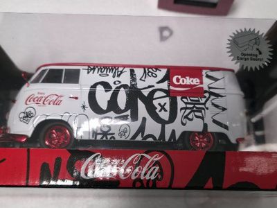 Hot Wheels Coca-Cola VW Type 2 Bus Pop Culture Series (Real Riders) Diecast Car 1:64