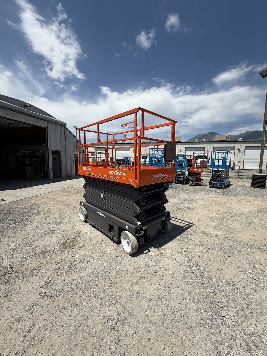 2017 Skyjack SJ 4740 Scissor Lift • 469 HRS • Warranty (id.1954)