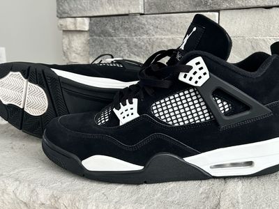 Used Retro Air Jordan 4 White Thunder size 13