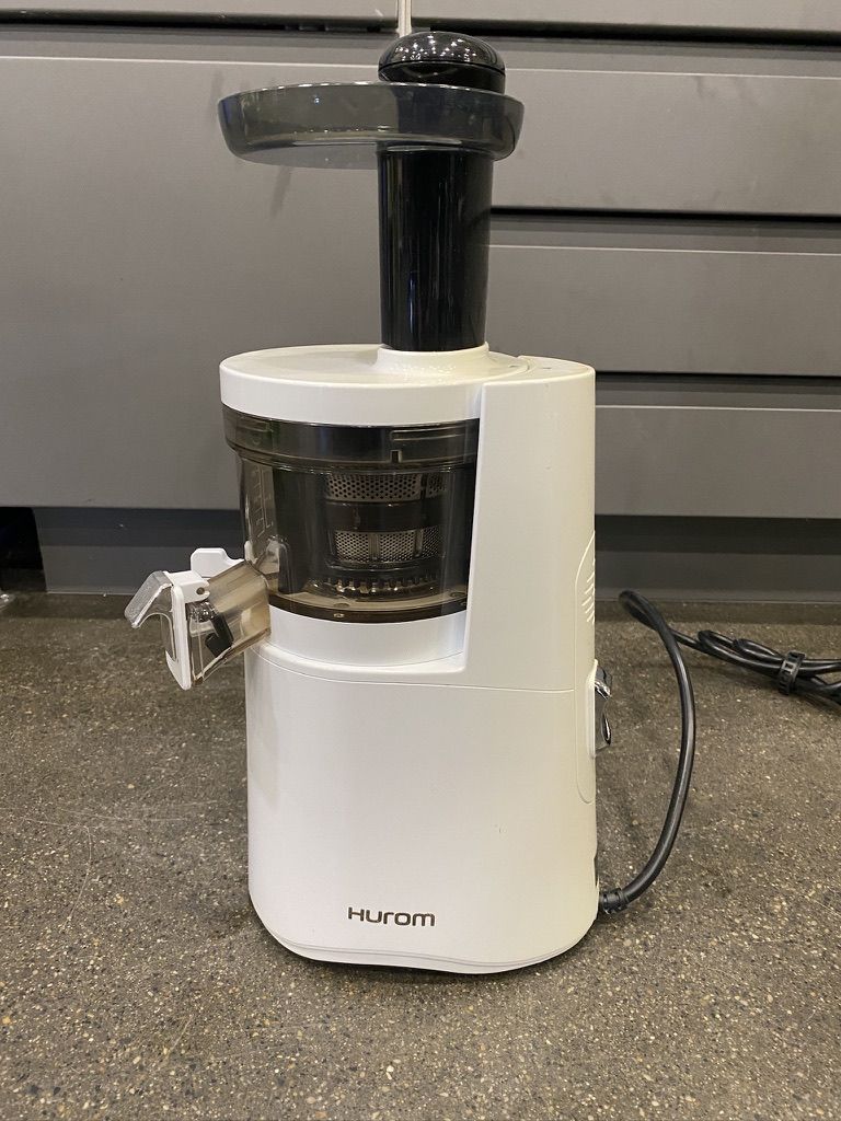 Hurom H-AA Slow Juicer - White Finish
