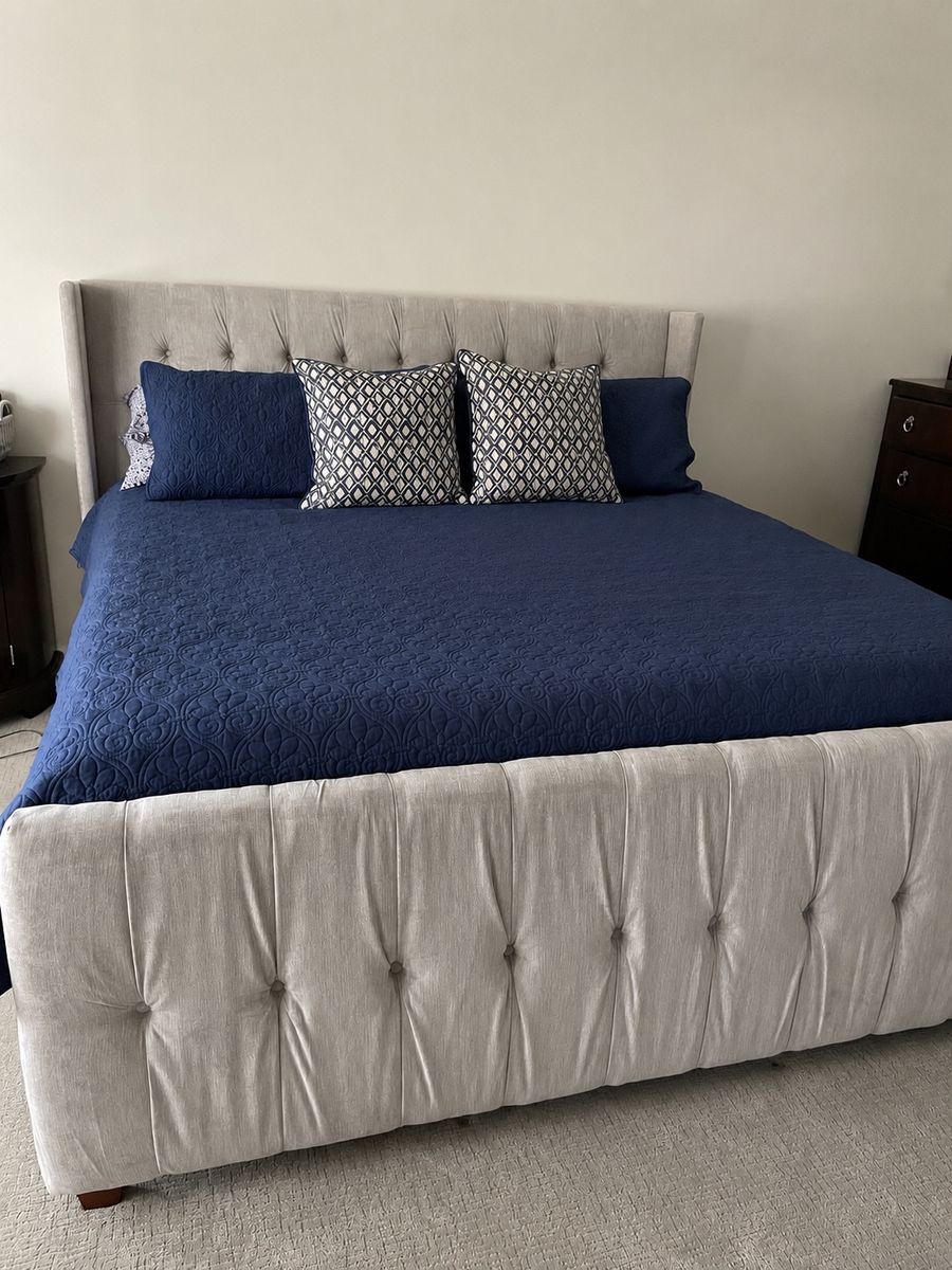 King Size Upholstered Tufted Wingback Bed - Headboard, Footboard, Rails