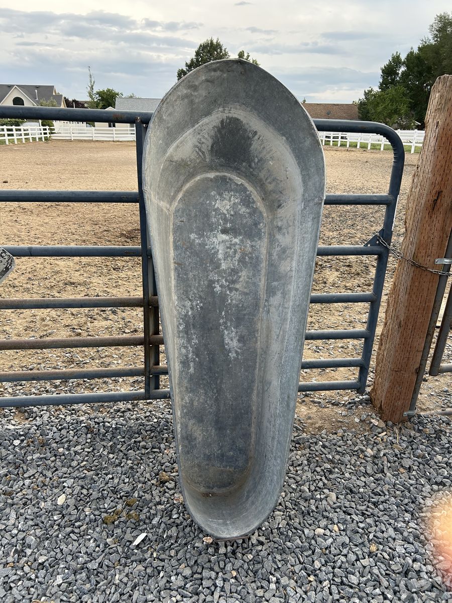 Cowboy bathtub 