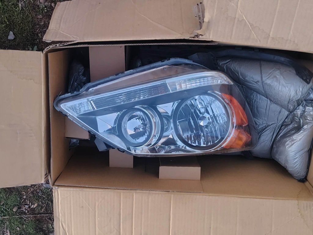 2005-2007 Honda Odyssey headlight