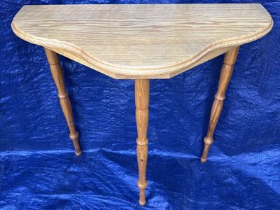 Solid Wood Half-Moon Console Table with Turned Legs