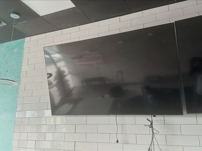 Samsung 75 Inch commercial Grade Tv