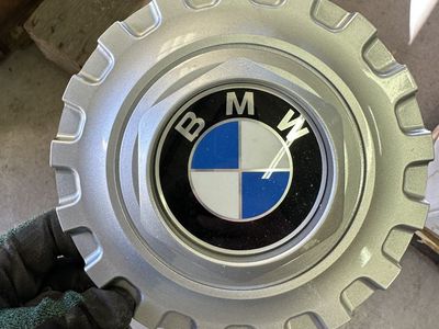 BMW E38 7 Series alloy wheel center cap