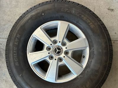 Michelin Agilis LTX LT245/75R16 Load E Tire on OEM Mercedes Sprinter Wheel